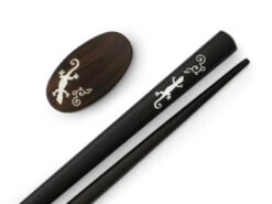 Essstäbchen Set Mit Ablage "Sanshouo", Ebenholz -Besteckladen essstaebchen set mit ablage sanshouo ebenholz 1