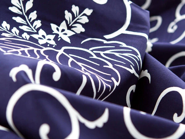 Furoshiki Kiri Karakusa 5 Furoshiki Kiri Karakusa – Bild 5