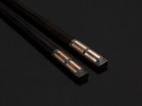 Japanische Essstäbchen MIKAGE, Ebenholz 4 Japanische Essstäbchen MIKAGE, Ebenholz – Bild 4