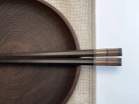 Japanische Essstäbchen MIKAGE, Ebenholz 7 Japanische Essstäbchen MIKAGE, Ebenholz – Bild 7